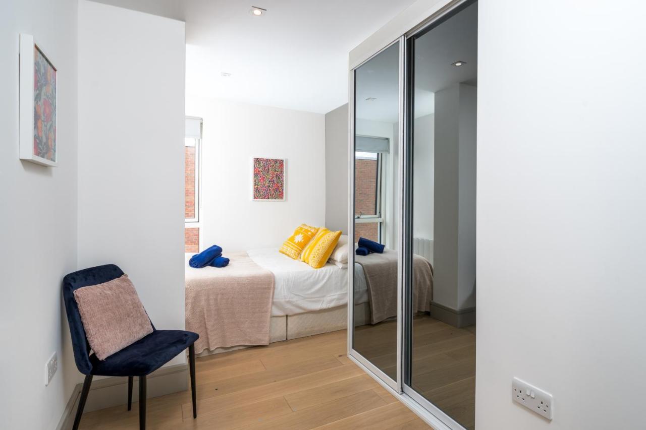 Modern London City Apartment - Victoria Line Exterior photo